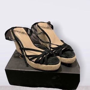 ADORABLE 🥰 Colin Stuart summer wedge sandals!